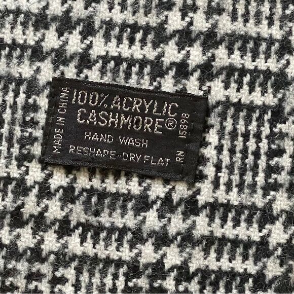Acrylic Cashmere Scarf Houndstooth Plaid Black White - Picture 2 of 6